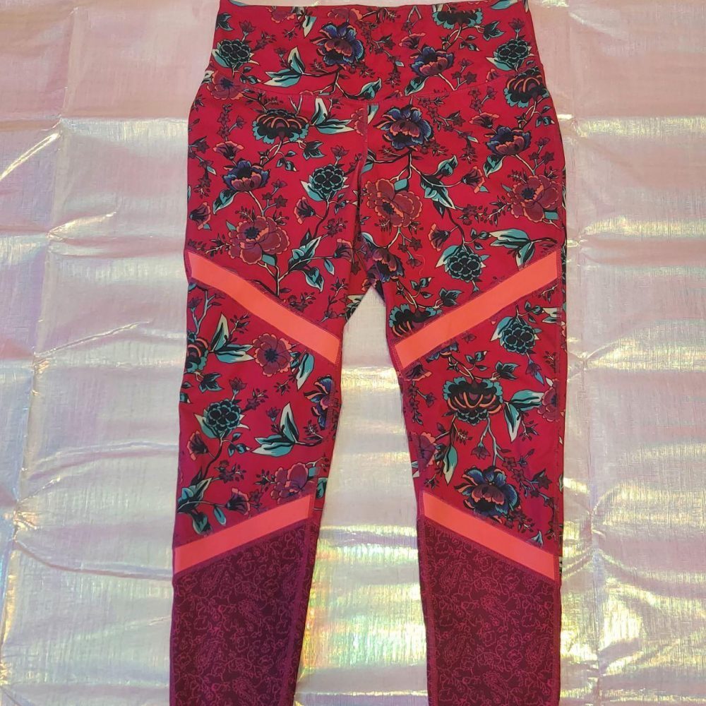Old Navy work out leggings, very fun floral pattern